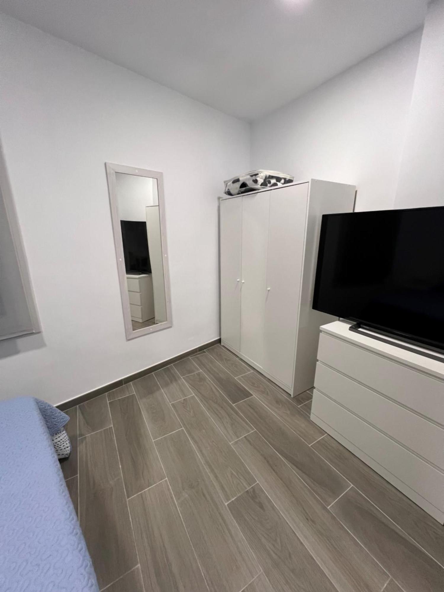 Apartamentos Montalvo Metropolis A Torremolinos Exteriör bild