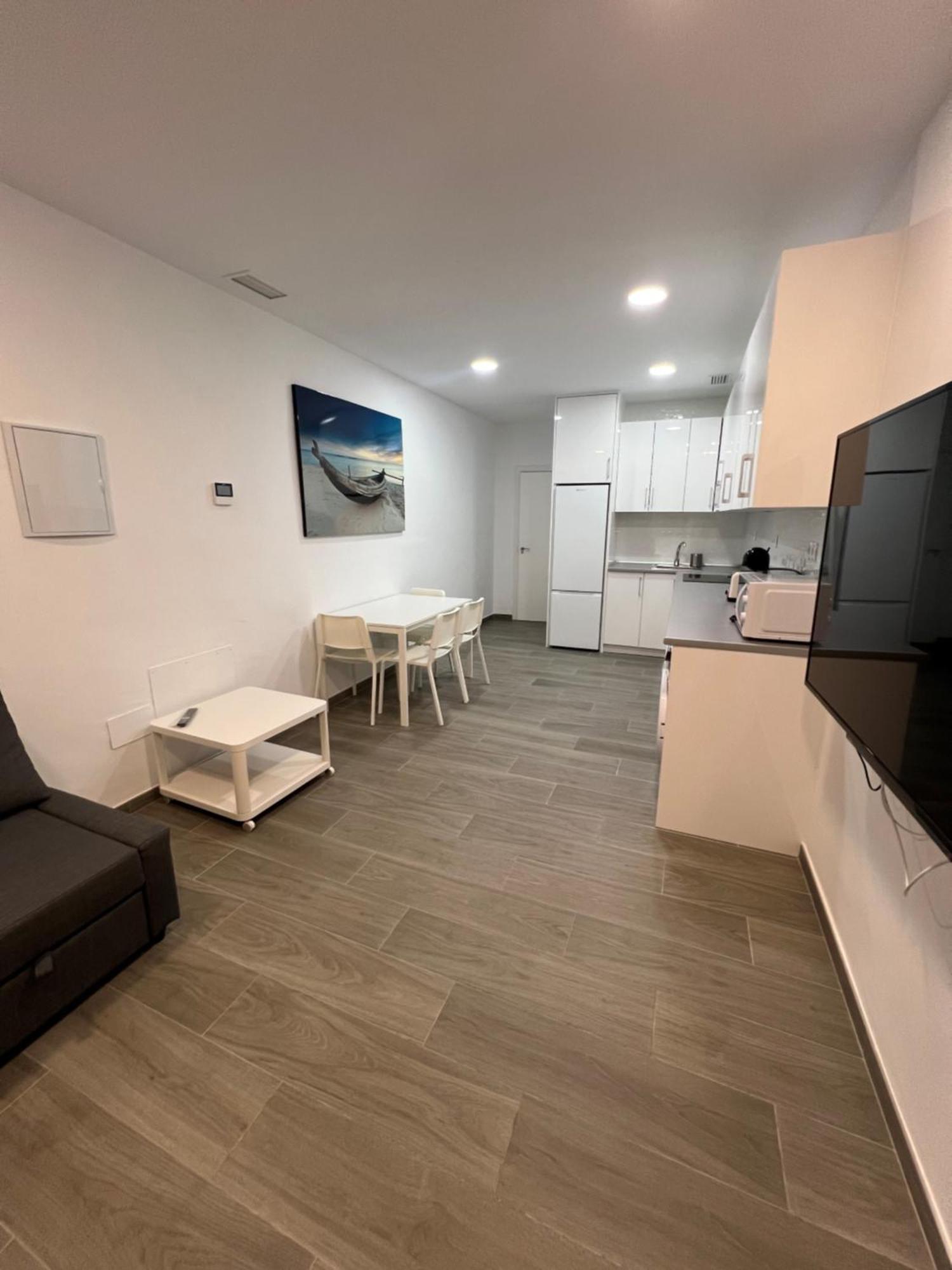 Apartamentos Montalvo Metropolis A Torremolinos Exteriör bild
